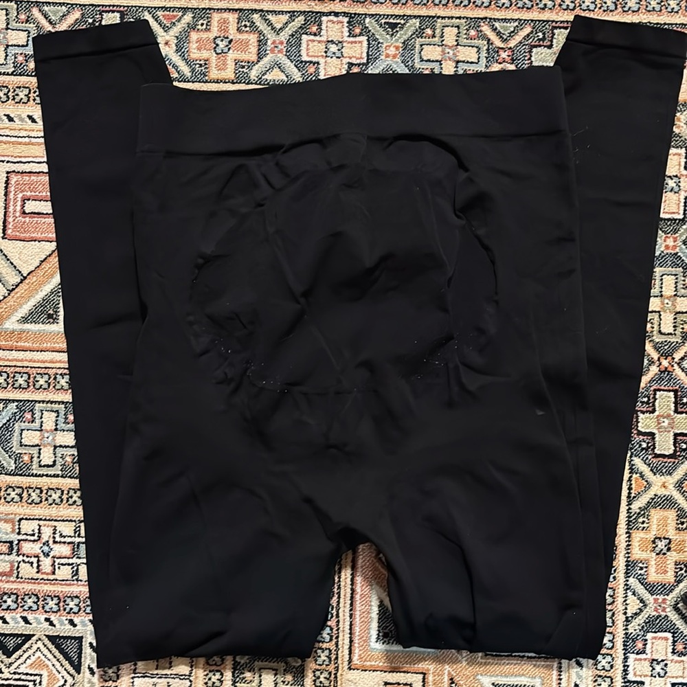 Blanqi Maternity Leggings - Size Large
